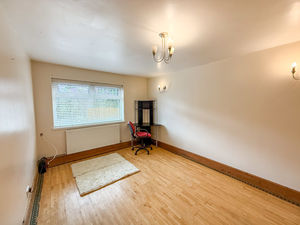 Photo 6- click for photo gallery